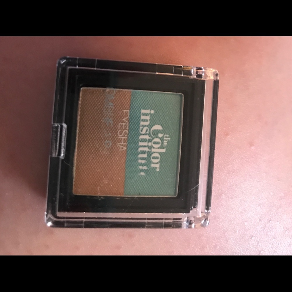 Brand new eye shadow